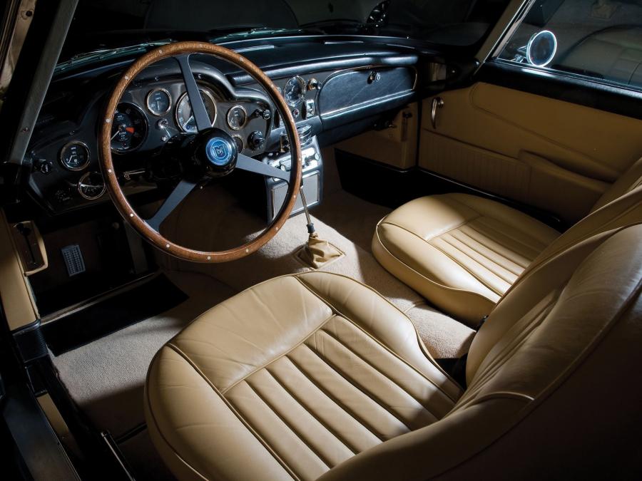 Торпедо Aston Martin DB5 1963 года  (фото 16 из 37)